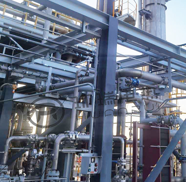 化工管道電伴熱現(xiàn)場安裝圖片 化工管道電伴熱現(xiàn)場安裝圖片